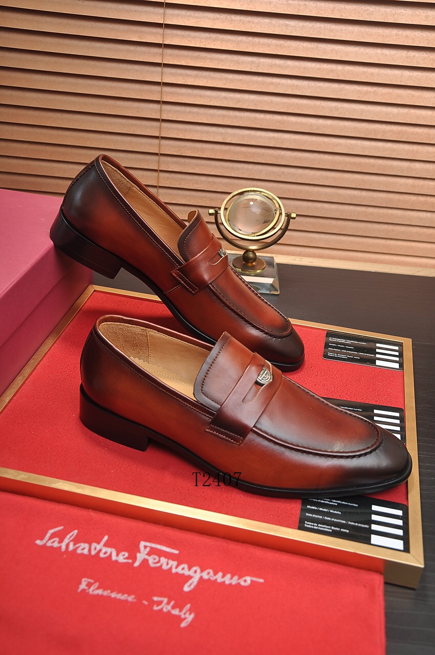 Ferragamo sz38-44 172
